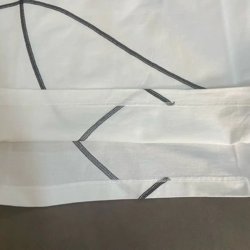 Louis Vuitton Louis Vuitton NBA White Short Sleeve T-Shirt 0089 Size US M / EU 48-50 / 2 - 6 Thumbnail