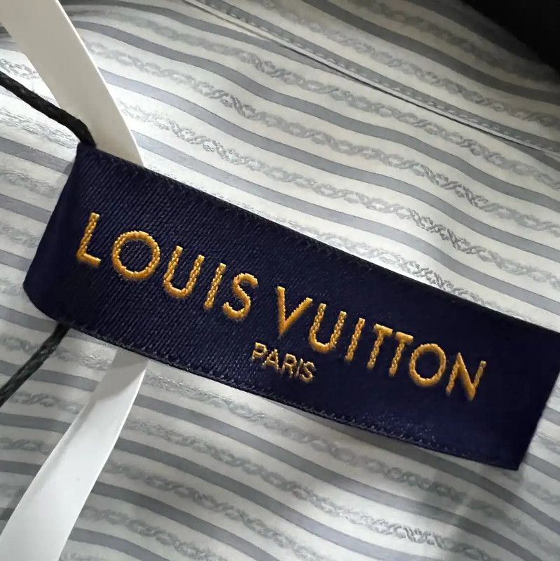 Louis Vuitton Louis Vuitton Gray Striped Long Sleeve Shirt 0089 Size US M / EU 48-50 / 2 - 6 Thumbnail