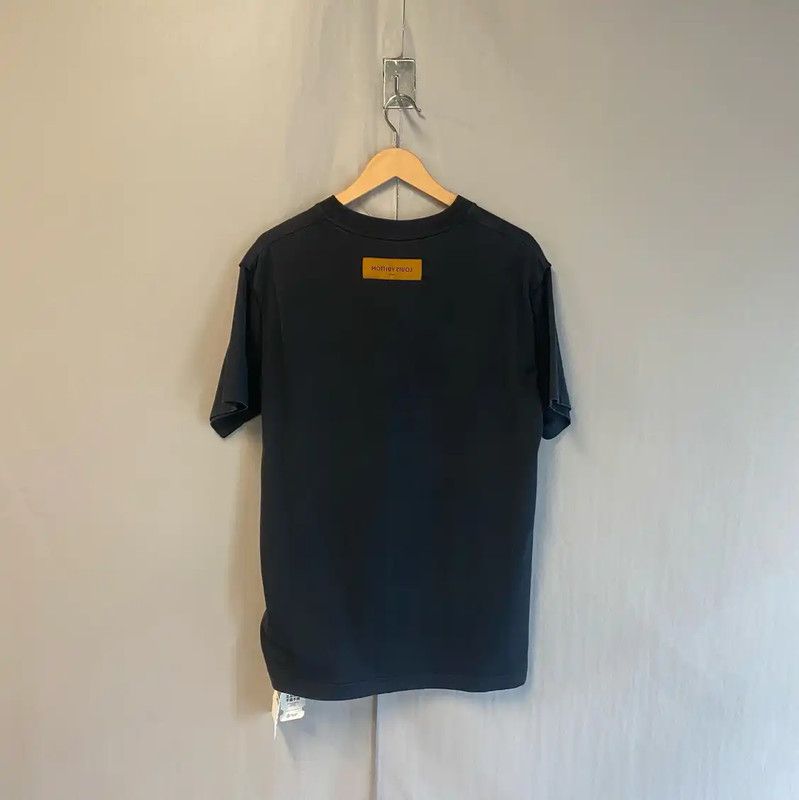 Louis Vuitton Louis Vuitton Black Men's T-Shirt 0089 Size US M / EU 48-50 / 2 - 2 Thumbnail