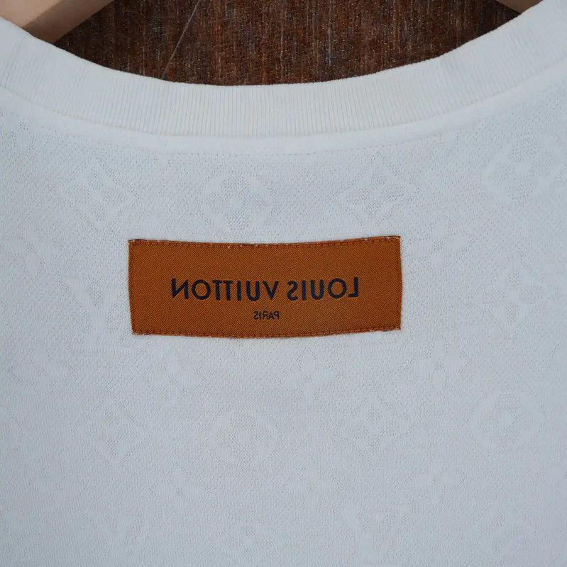 Louis Vuitton Louis Vuitton White Short Sleeve T-Shirt 0089 Size US M / EU 48-50 / 2 - 4 Thumbnail