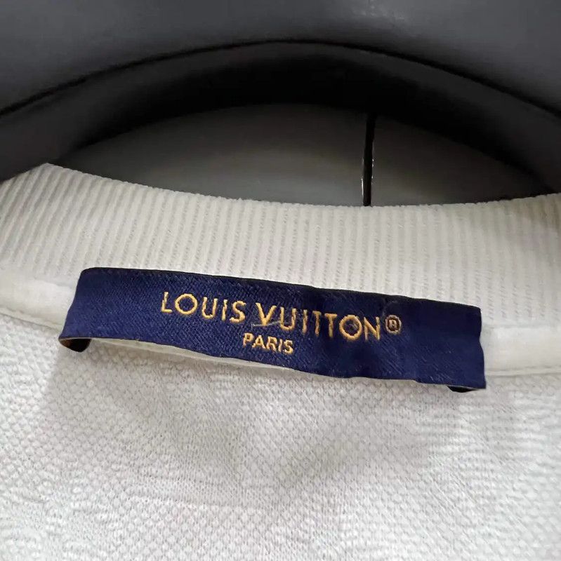 Louis Vuitton Louis Vuitton White Cotton Logo Short Sleeve T-Shirt 0089 Size US L / EU 52-54 / 3 - 3 Thumbnail