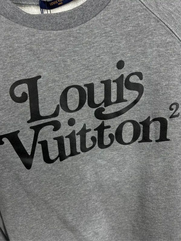 Louis Vuitton Louis Vuitton Gray Men's Sweatshirt in Size XS 0089 Size US XS / EU 42 / 0 - 3 Thumbnail