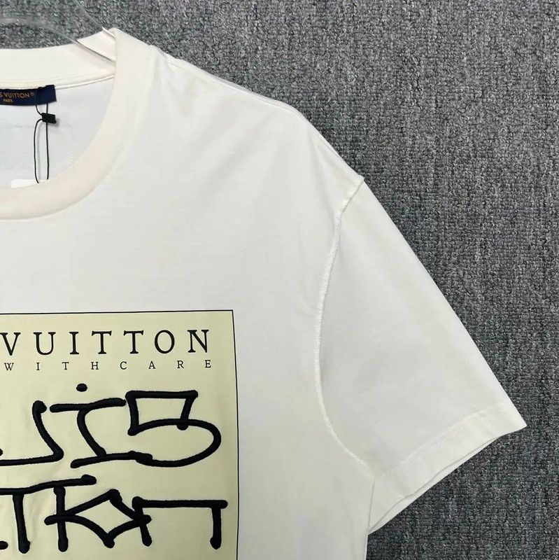 Louis Vuitton Louis Vuitton White Cotton Men's T-Shirt 0089 Size US L / EU 52-54 / 3 - 3 Thumbnail