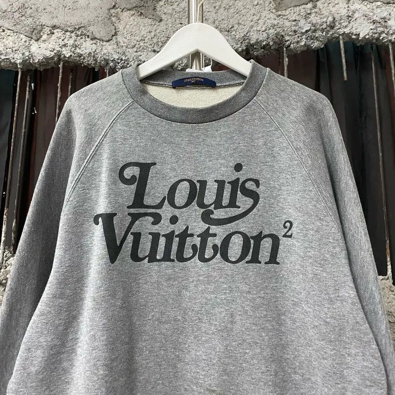 Louis Vuitton Louis Vuitton Gray Long Sleeve Sweatshirt 0089 Size US XS / EU 42 / 0 - 3 Thumbnail