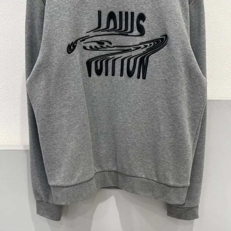 Louis Vuitton Louis Vuitton Gray Embroidered Long Sleeve Sweatshirt 0089 Size US M / EU 48-50 / 2 - 4 Thumbnail