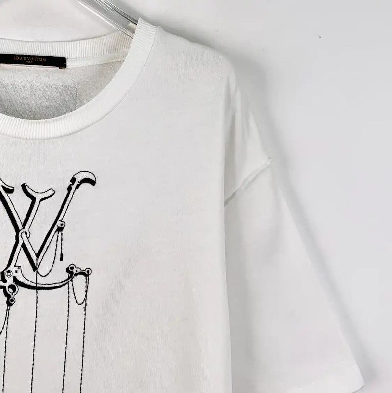 Louis Vuitton Louis Vuitton White Cotton T-Shirt for Men 0089 Size US L / EU 52-54 / 3 - 3 Thumbnail