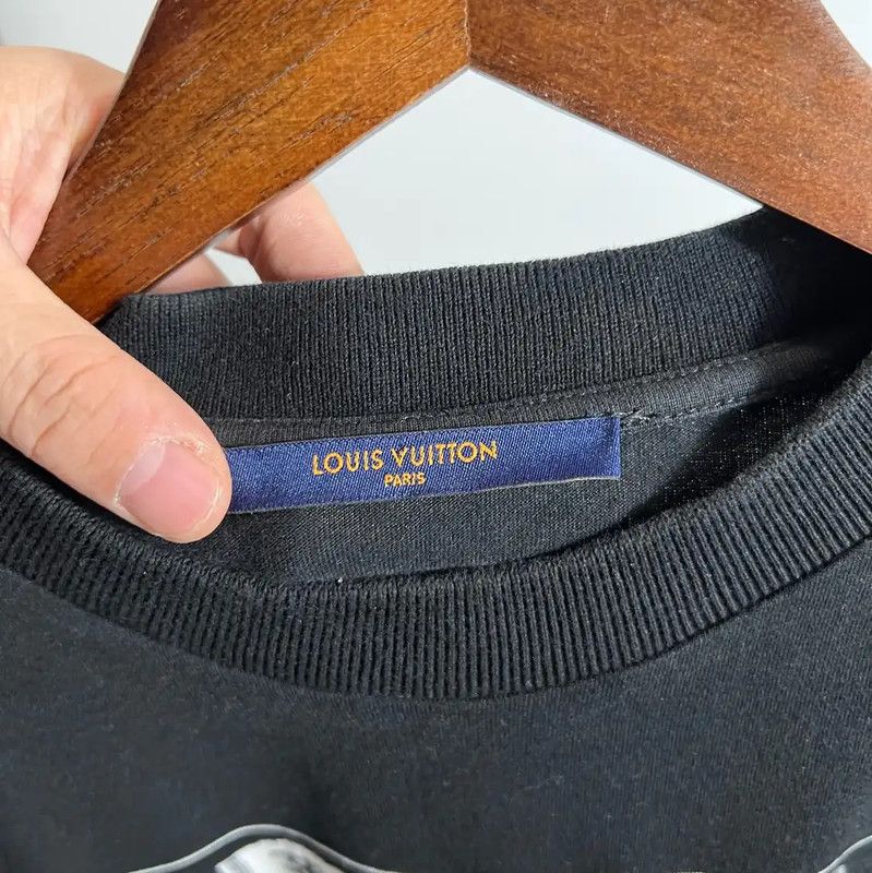 Louis Vuitton Louis Vuitton Black Men's T-Shirt 0089 Size US XS / EU 42 / 0 - 3 Thumbnail