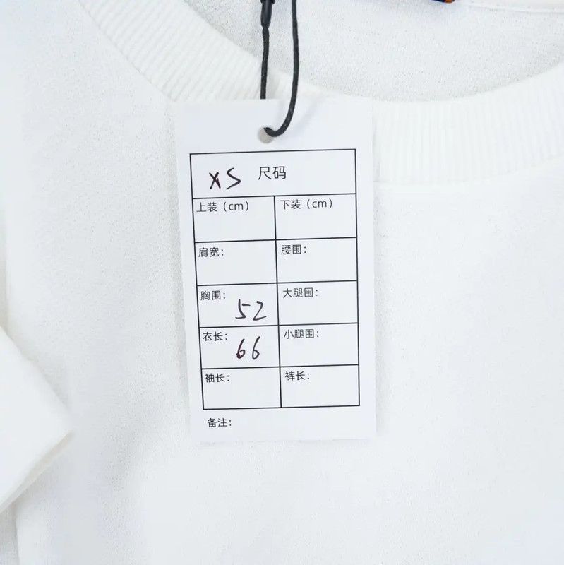 Louis Vuitton Louis Vuitton White Logo Short Sleeve T-Shirt 0089 Size US XS / EU 42 / 0 - 6 Thumbnail