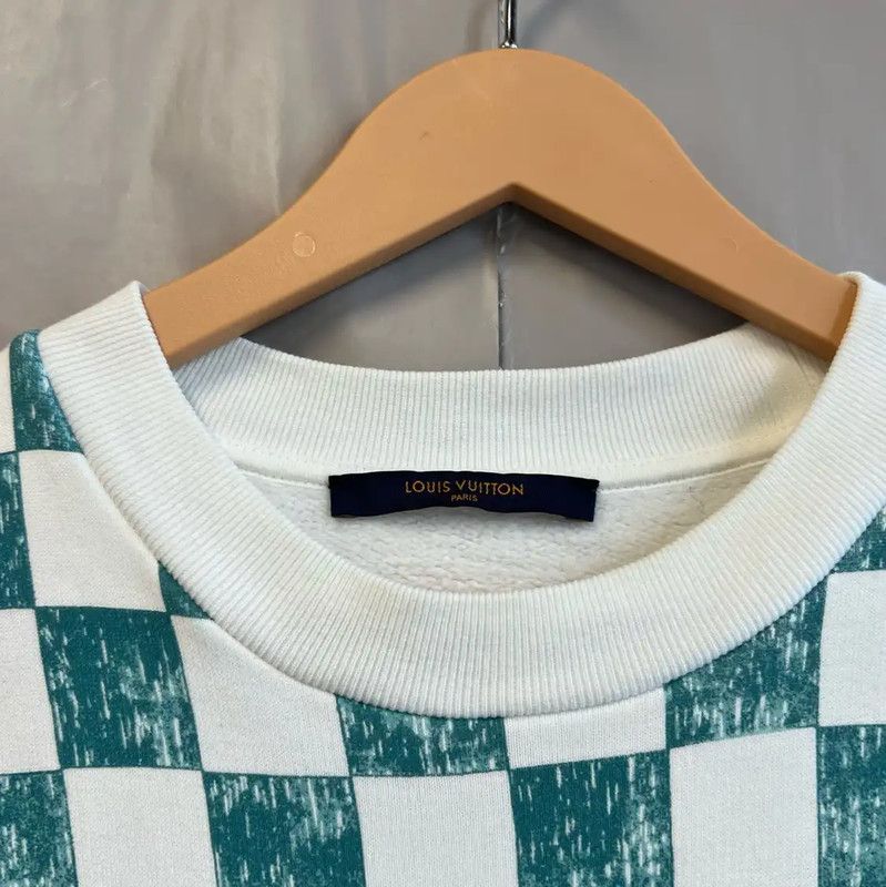 Louis Vuitton Louis Vuitton Men's Small White Sweatshirt 0089 Size US S / EU 44-46 / 1 - 5 Thumbnail