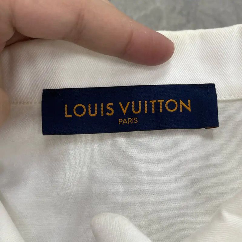 Louis Vuitton Louis Vuitton White Cotton Short Sleeve Shirt 0089 Size US S / EU 44-46 / 1 - 3 Thumbnail