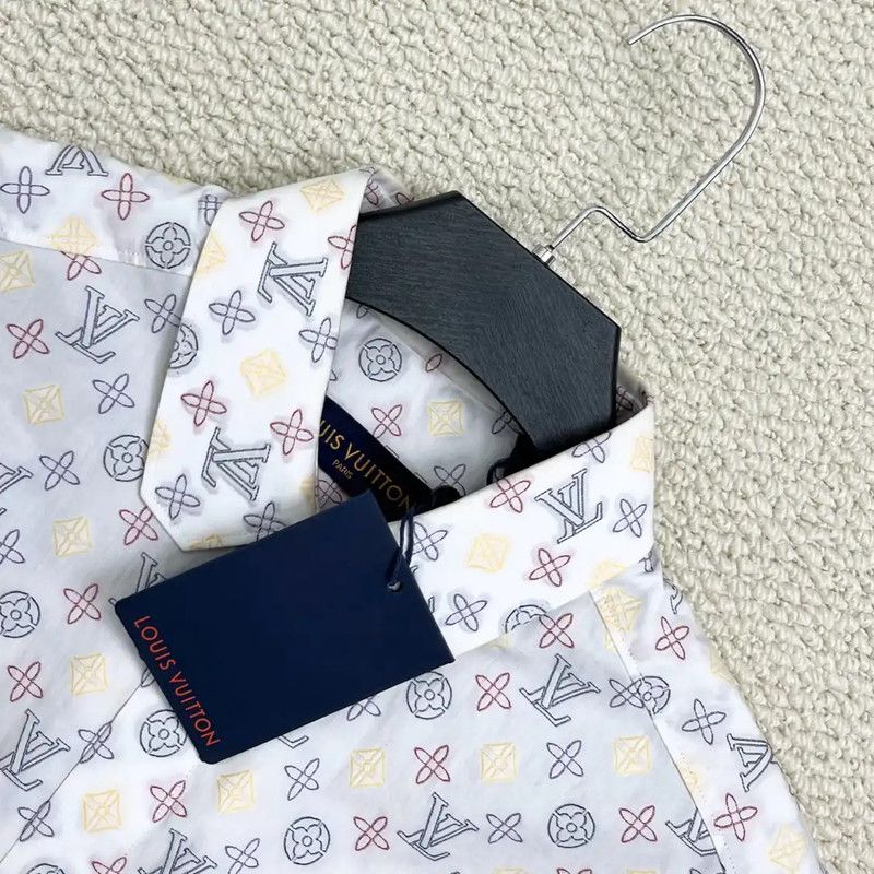 Louis Vuitton Louis Vuitton Spring Autumn Casual Embroidered Shirt 0089 Size US M / EU 48-50 / 2 - 3 Thumbnail