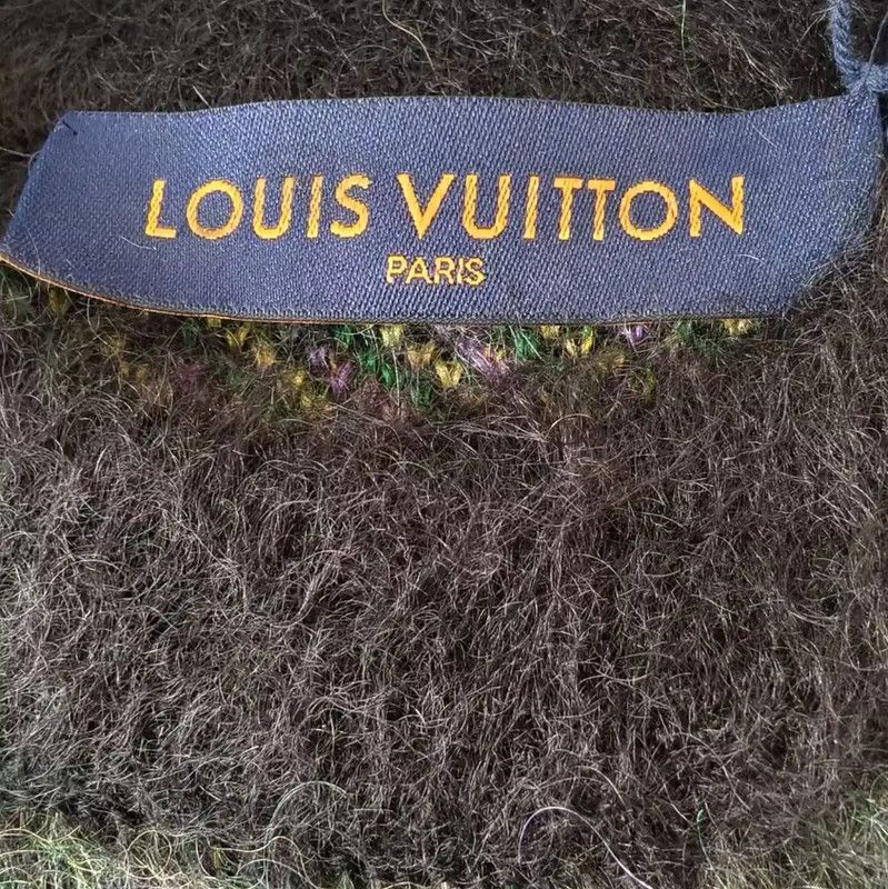 Louis Vuitton Louis Vuitton Black Mohair Butterfly Design Sweater 0089 Size US S / EU 44-46 / 1 - 3 Thumbnail