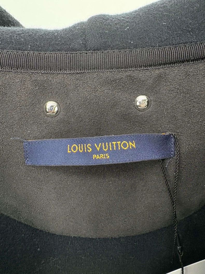 Louis Vuitton Louis Vuitton LV Small Logo Zip Jacket - dmc Size US S / EU 44-46 / 1 - 3 Thumbnail