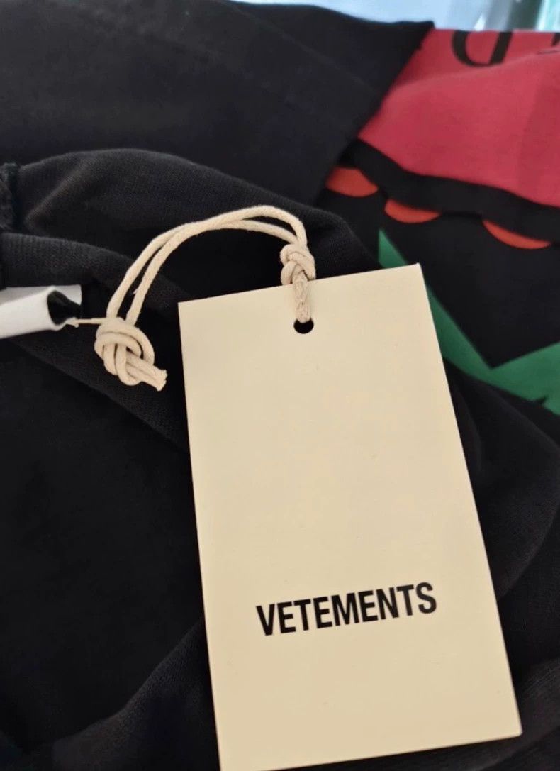 Vetements Vetements Limited Patched Hoodie - dmc Size US XS / EU 42 / 0 - 5 Thumbnail