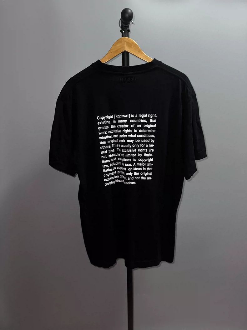 Vetements Vetements 20SS Copyright Symbol Tee - dmc Size US L / EU 52-54 / 3 - 2 Thumbnail