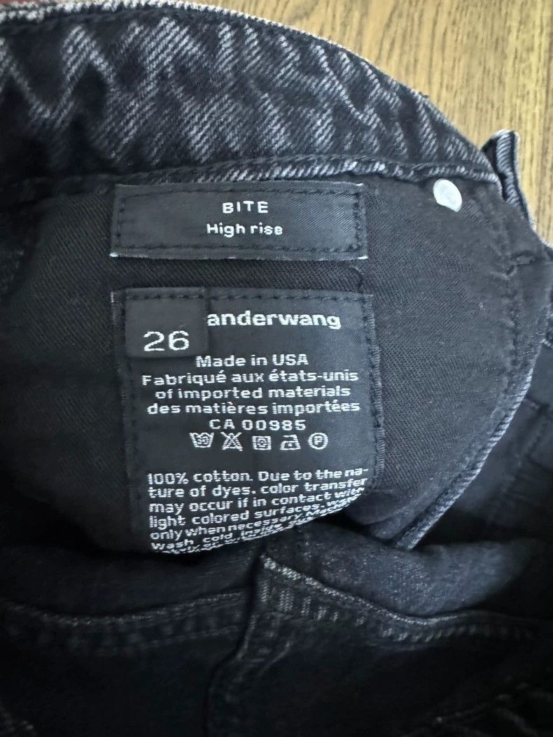 Alexander Wang Alexander Wang Classic Bite Denim Shorts - dmc Size US 26 / EU 42 - 3 Thumbnail