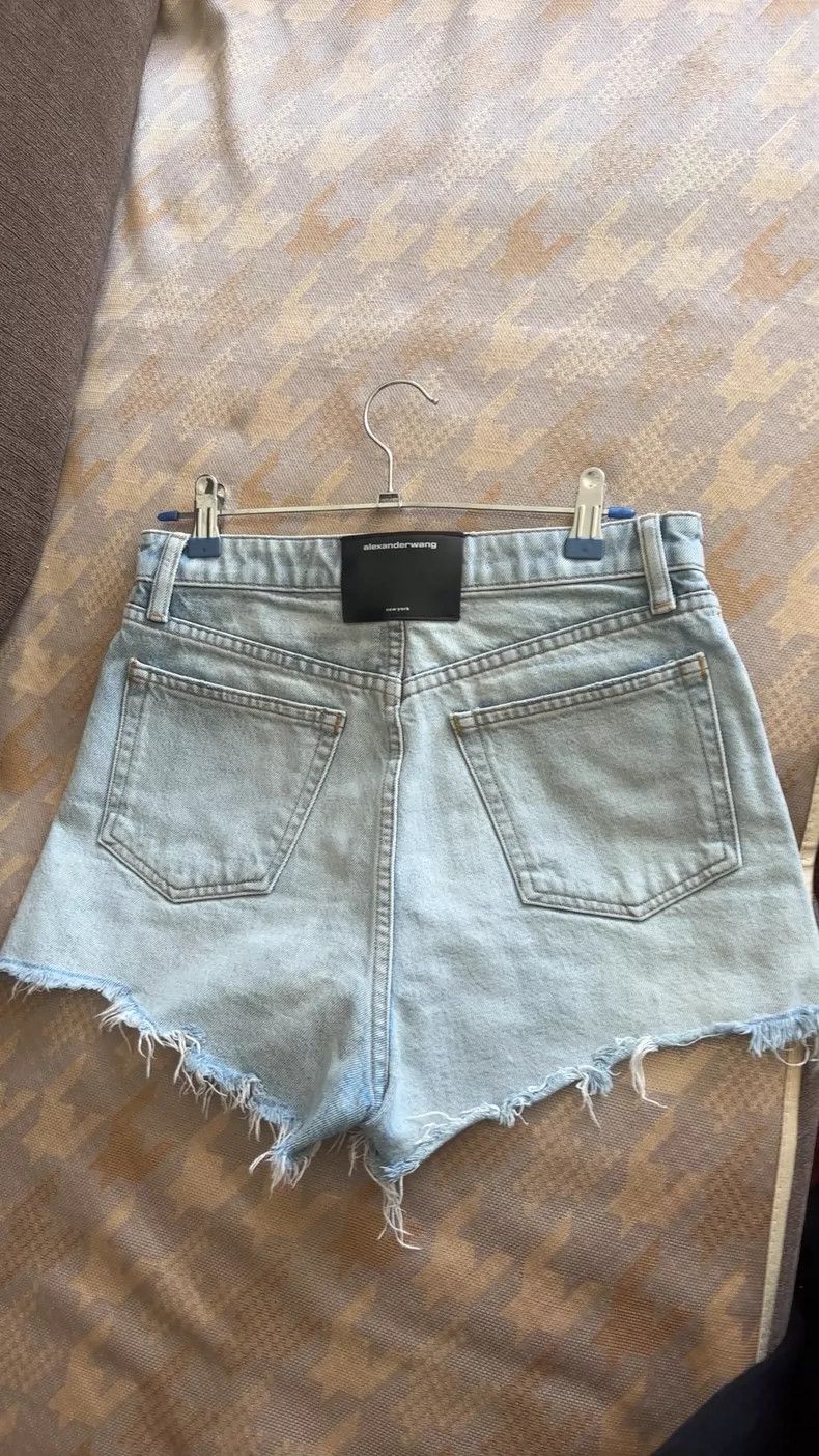 Alexander Wang Alexander Wang High-Waist Denim Shorts - dmc Size US 26 / EU 42 - 2 Thumbnail