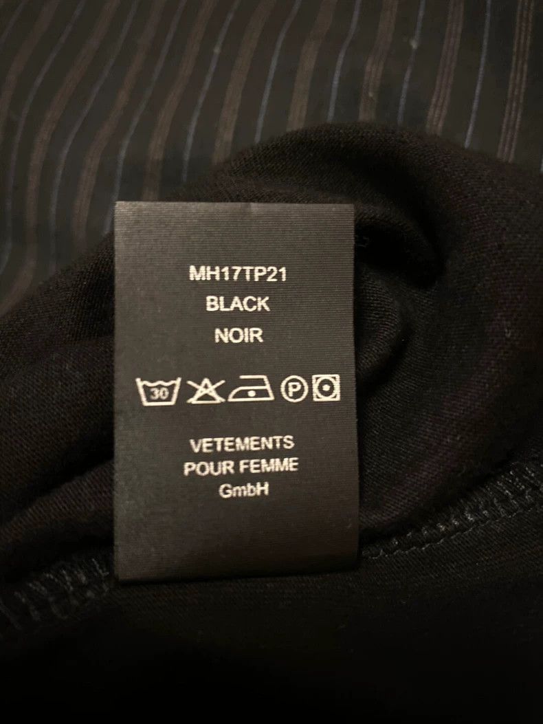Vetements Vetements Staff Hoodie XS OS - dmc Size US XS / EU 42 / 0 - 7 Thumbnail