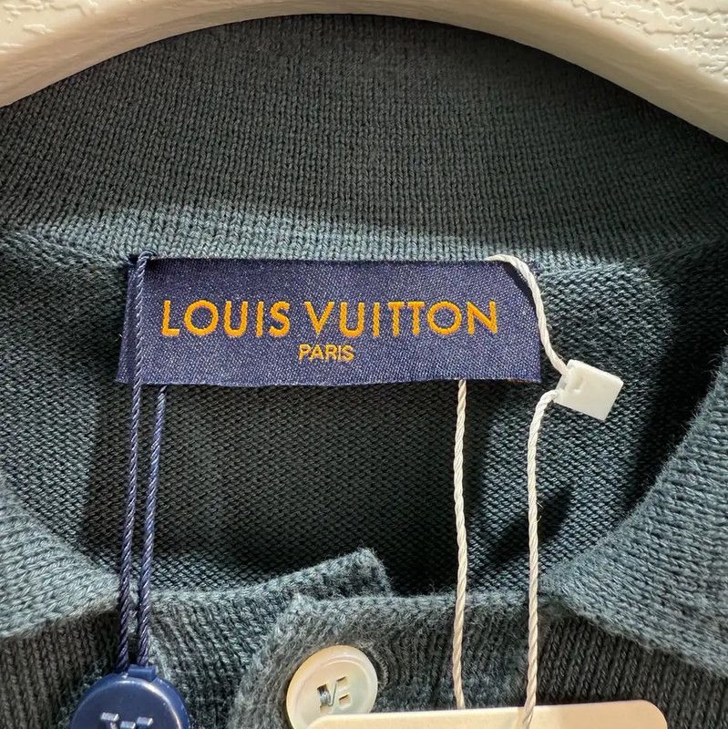 Louis Vuitton Louis Vuitton Men's Green Cotton Polo Shirt 0089 Size US S / EU 44-46 / 1 - 4 Thumbnail