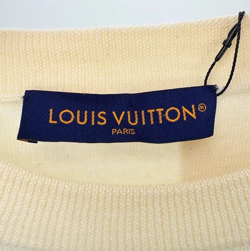 Louis Vuitton Louis Vuitton White Knit Sweater with Floral Design 0089 Size US S / EU 44-46 / 1 - 3 Thumbnail