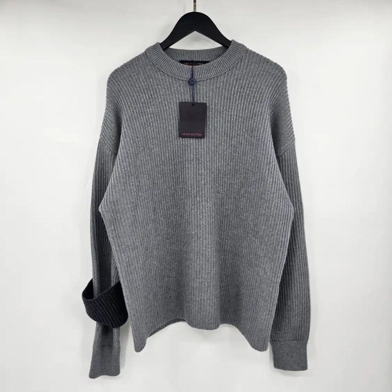 Louis Vuitton Louis Vuitton Gray Knit Long Sleeve Sweater 0089 Size US S / EU 44-46 / 1 - 2 Thumbnail