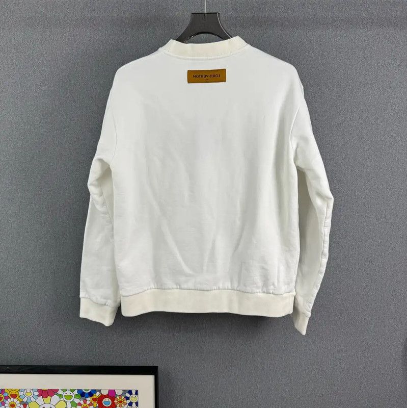 Louis Vuitton Louis Vuitton Men's White Sweatshirt M Size 0089 Size US M / EU 48-50 / 2 - 2 Thumbnail