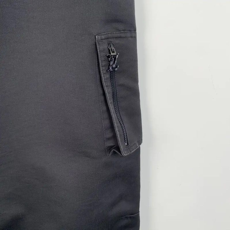 Louis Vuitton Louis Vuitton Gray Cotton Casual Pants for Men 0089 Size US 32 / EU 48 - 4 Thumbnail