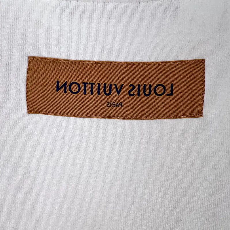 Louis Vuitton Louis Vuitton White Cotton Men's T-Shirt 0089 Size US M / EU 48-50 / 2 - 7 Thumbnail