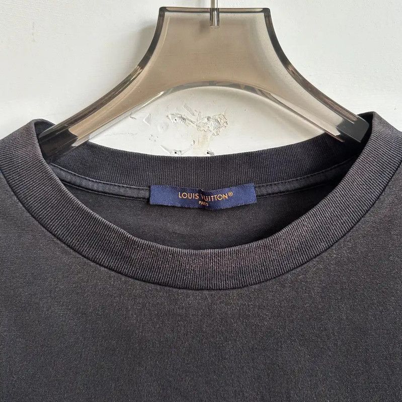 Louis Vuitton Louis Vuitton Black Cotton Men's T-shirt 0089 Size US L / EU 52-54 / 3 - 3 Thumbnail