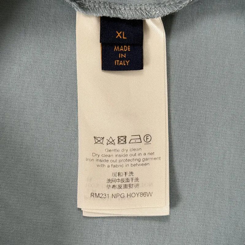 Louis Vuitton Louis Vuitton Men's XL Blue Graphic T-Shirt 0089 Size US XL / EU 56 / 4 - 4 Thumbnail