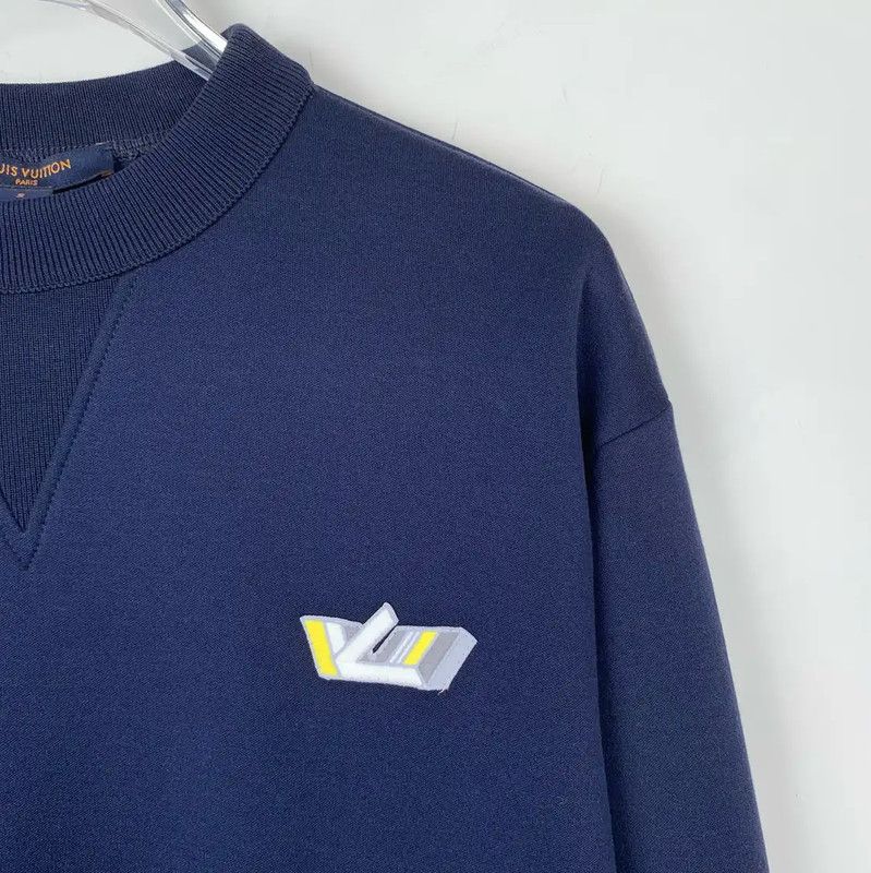 Louis Vuitton Louis Vuitton Graphic Sweatshirt Dress for Women 0089 Size US S / EU 44-46 / 1 - 3 Thumbnail