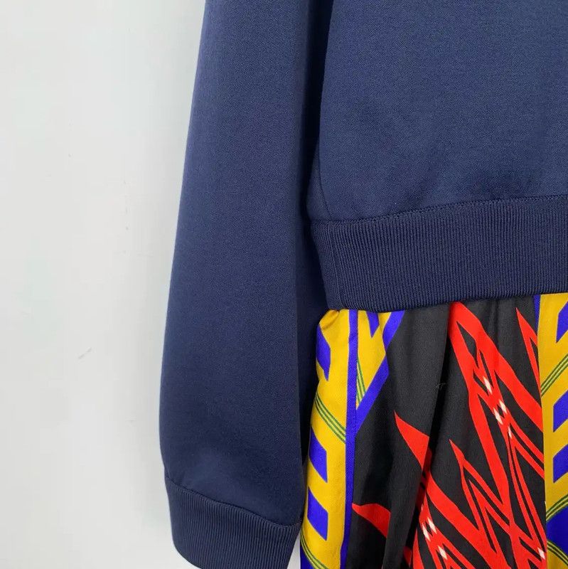 Louis Vuitton Louis Vuitton Graphic Sweatshirt Dress for Women 0089 Size US S / EU 44-46 / 1 - 4 Thumbnail