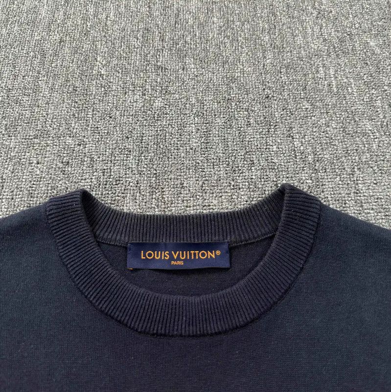 Louis Vuitton Louis Vuitton Cotton Navy Blue Men’s T-Shirt 0089 Size US L / EU 52-54 / 3 - 2 Thumbnail