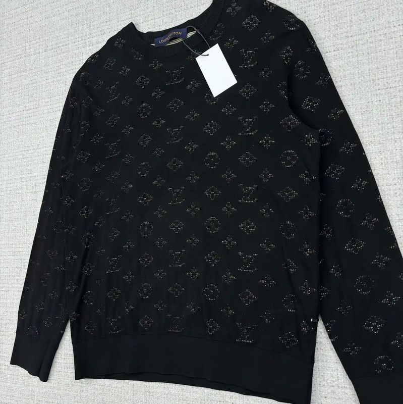 Louis Vuitton Louis Vuitton Black Wool Knit Sweater for Men 0089 Size US L / EU 52-54 / 3 - 3 Thumbnail