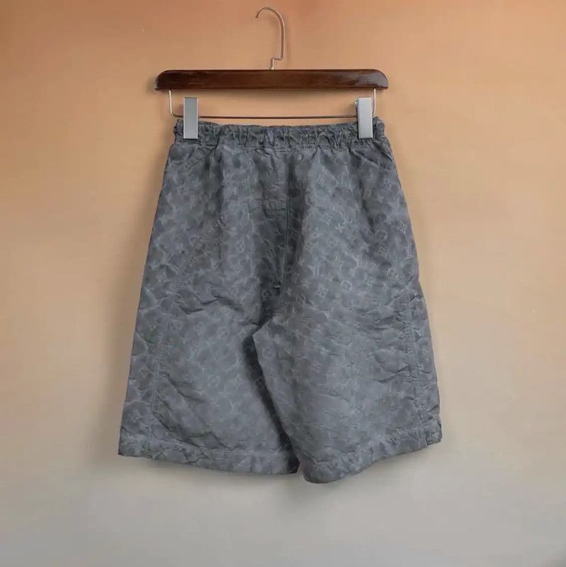 Louis Vuitton Louis Vuitton Gray Polyester Men's Shorts 0089 Size US 30 / EU 46 - 2 Thumbnail
