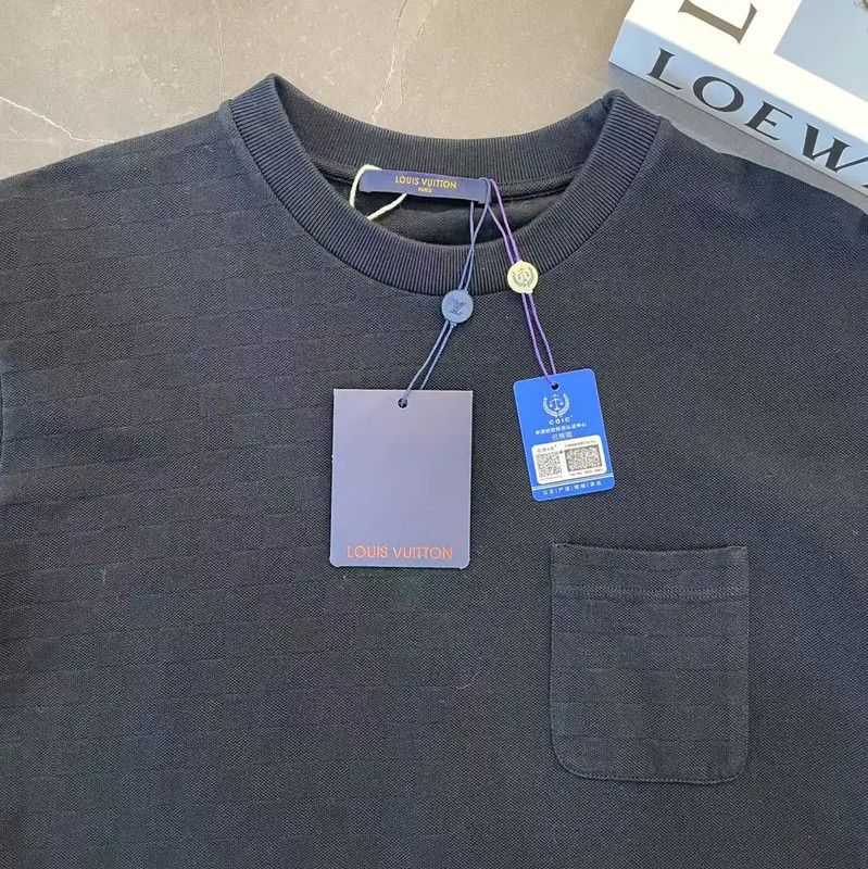 Louis Vuitton Louis Vuitton Black Cotton Summer T-Shirt for Men 0089 Size US M / EU 48-50 / 2 - 3 Thumbnail