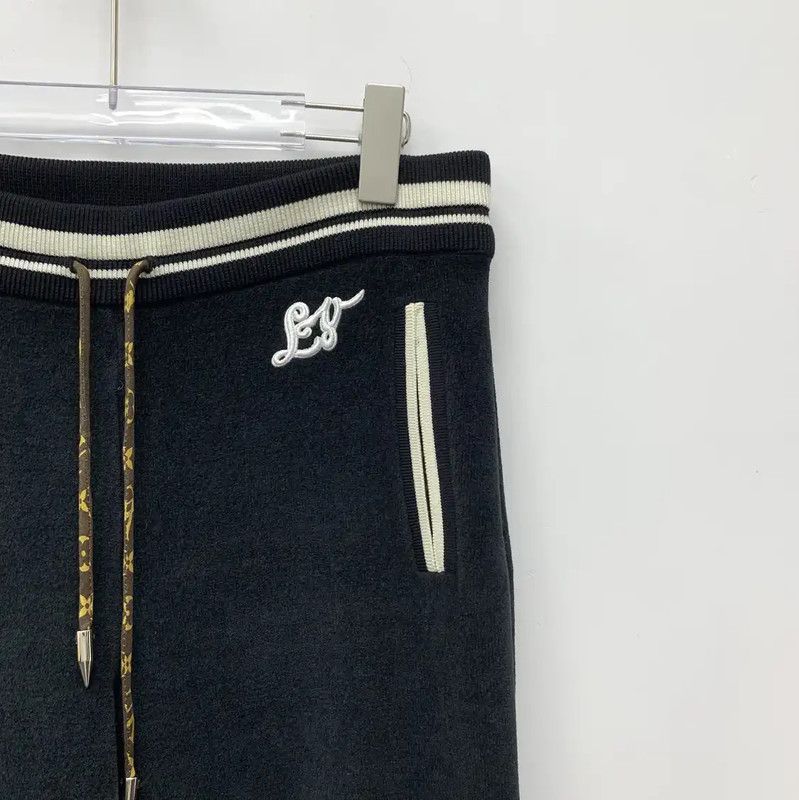 Louis Vuitton Louis Vuitton Black Wool Casual Pants for Men 0089 Size US 26 / EU 42 - 3 Thumbnail