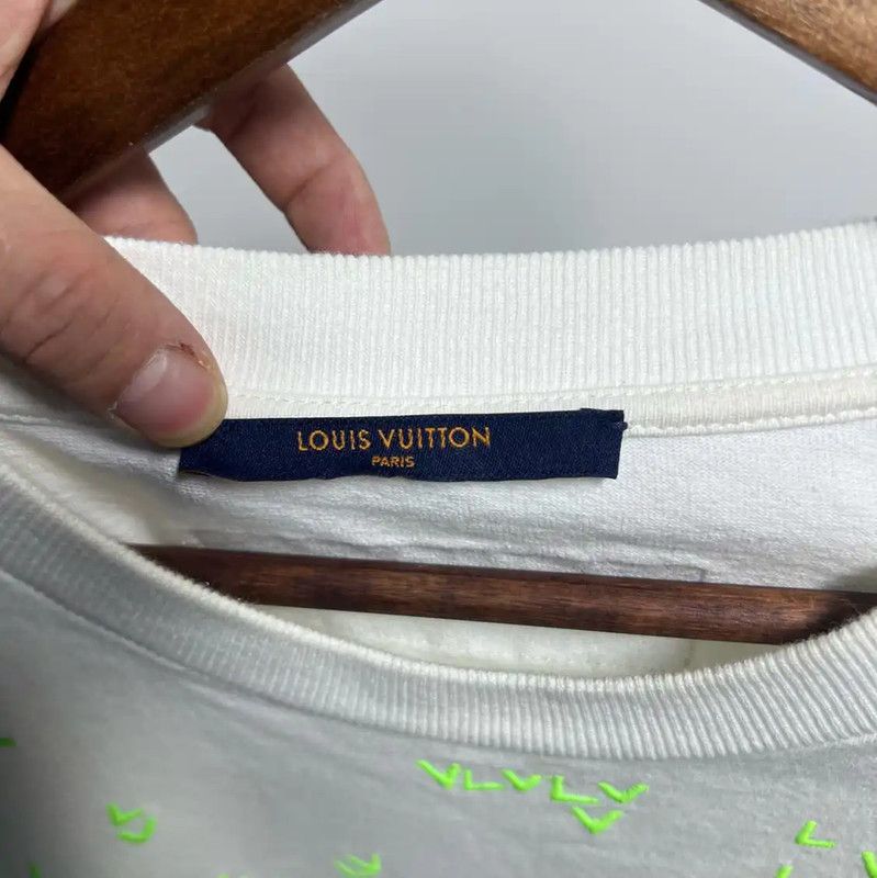 Louis Vuitton Louis Vuitton White Cotton Men's T-Shirt 0089 Size US L / EU 52-54 / 3 - 3 Thumbnail