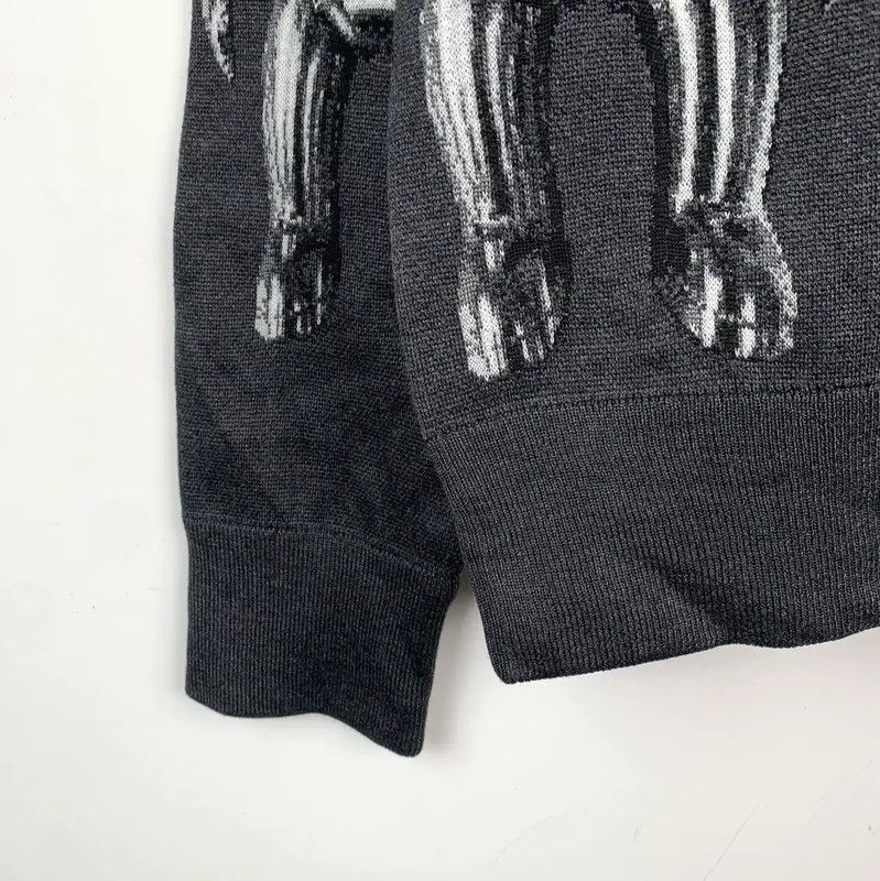 Louis Vuitton Louis Vuitton Gray Silk Knitted Sweater for Men 0089 Size US S / EU 44-46 / 1 - 4 Thumbnail