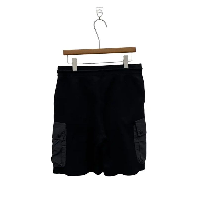 Louis Vuitton Louis Vuitton Black Casual Shorts for Men 0089 Size US 32 / EU 48 - 2 Thumbnail