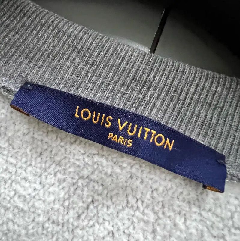 Louis Vuitton Louis Vuitton Gray Cotton Long Sleeve Sweatshirt 0089 Size US L / EU 52-54 / 3 - 2 Thumbnail