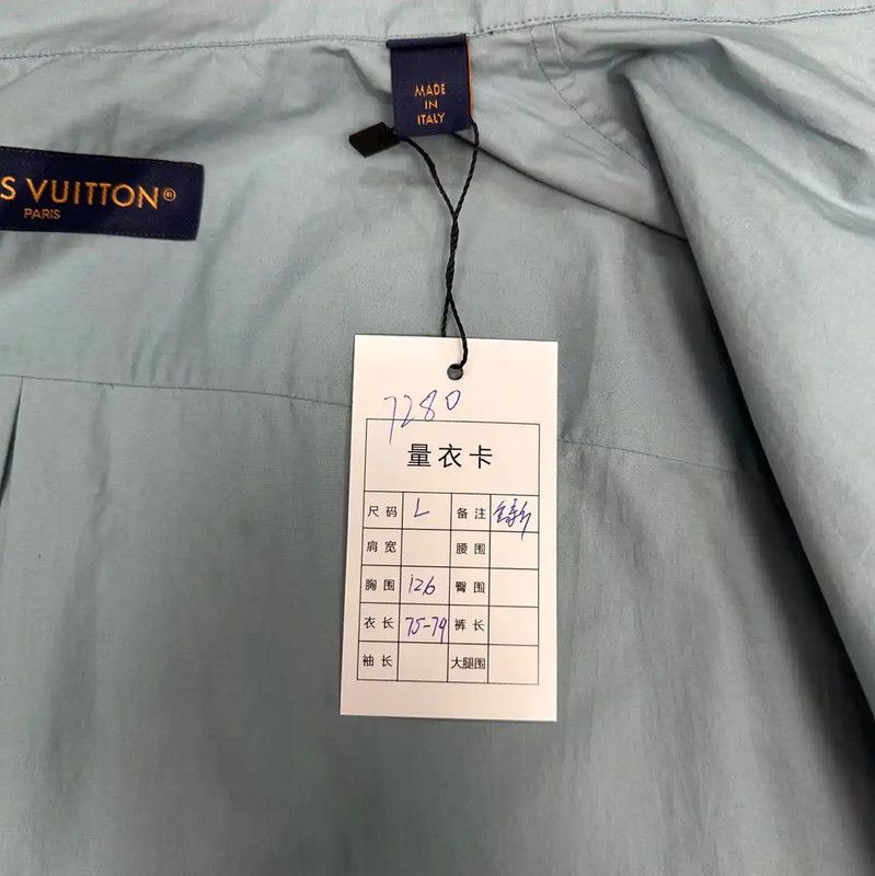 Louis Vuitton Louis Vuitton Blue Cotton Men's Shirt 0089 Size US L / EU 52-54 / 3 - 6 Thumbnail