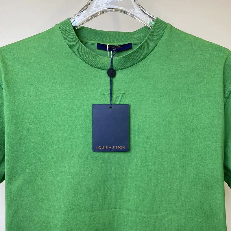 Louis Vuitton Louis Vuitton Men's Green Cotton T-Shirt 0089 Size US M / EU 48-50 / 2 - 3 Thumbnail