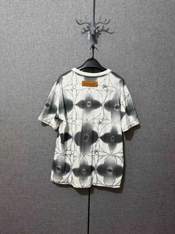 Louis Vuitton Louis Vuitton Color Block Logo Cotton T-Shirt 0089 Size US S / EU 44-46 / 1 - 2 Thumbnail