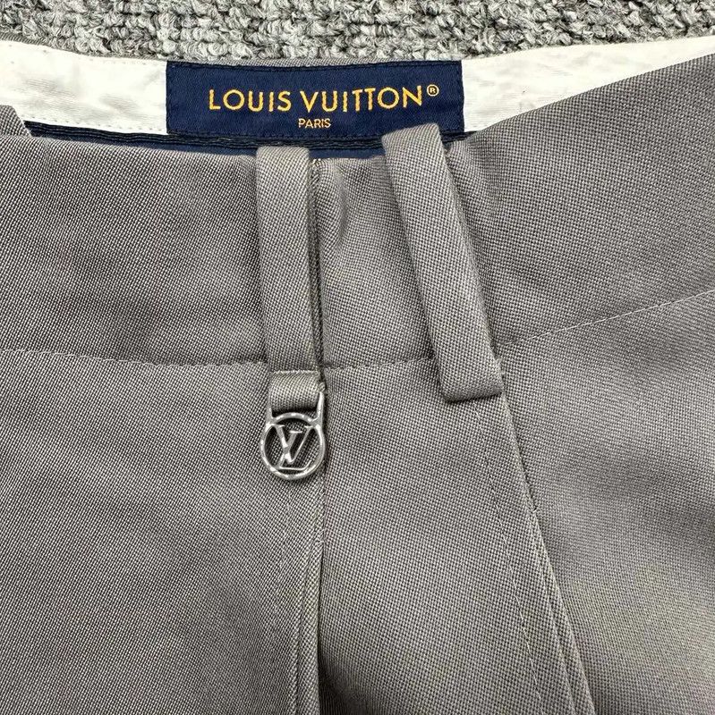 Louis Vuitton Louis Vuitton Gray Wool Casual Pants for Men 0089 Size US 34 / EU 50 - 6 Thumbnail
