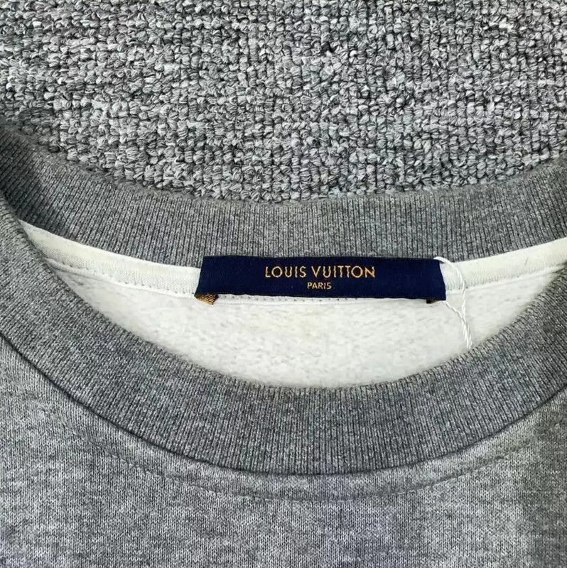 Louis Vuitton Louis Vuitton Gray Cotton Blend Sweatshirt for Men 0089 Size US XL / EU 56 / 4 - 4 Thumbnail