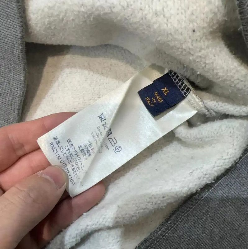 Louis Vuitton Louis Vuitton Gray Cotton Blend Sweatshirt for Men 0089 Size US XL / EU 56 / 4 - 5 Thumbnail