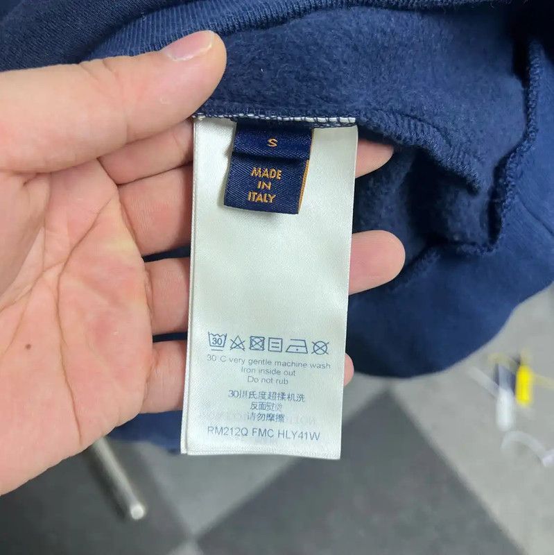 Louis Vuitton Louis Vuitton Navy Cotton Men's Sweatshirt 0089 Size US S / EU 44-46 / 1 - 4 Thumbnail