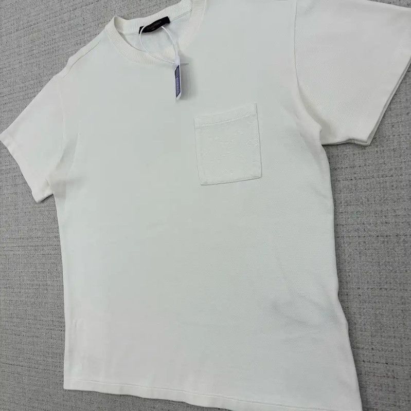 Louis Vuitton Louis Vuitton Summer White Cotton T-Shirt for Men 0089 Size US S / EU 44-46 / 1 - 3 Thumbnail