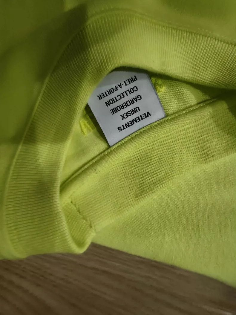 Vetements Vetements Yellow Sanskrit Long Sleeve XS - dmc Size US XS / EU 42 / 0 - 3 Thumbnail